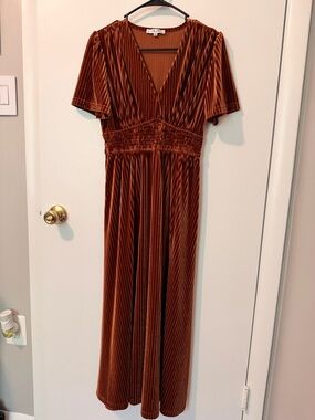 Women's Rust Velvet Maxi Dress with Smocked Waist